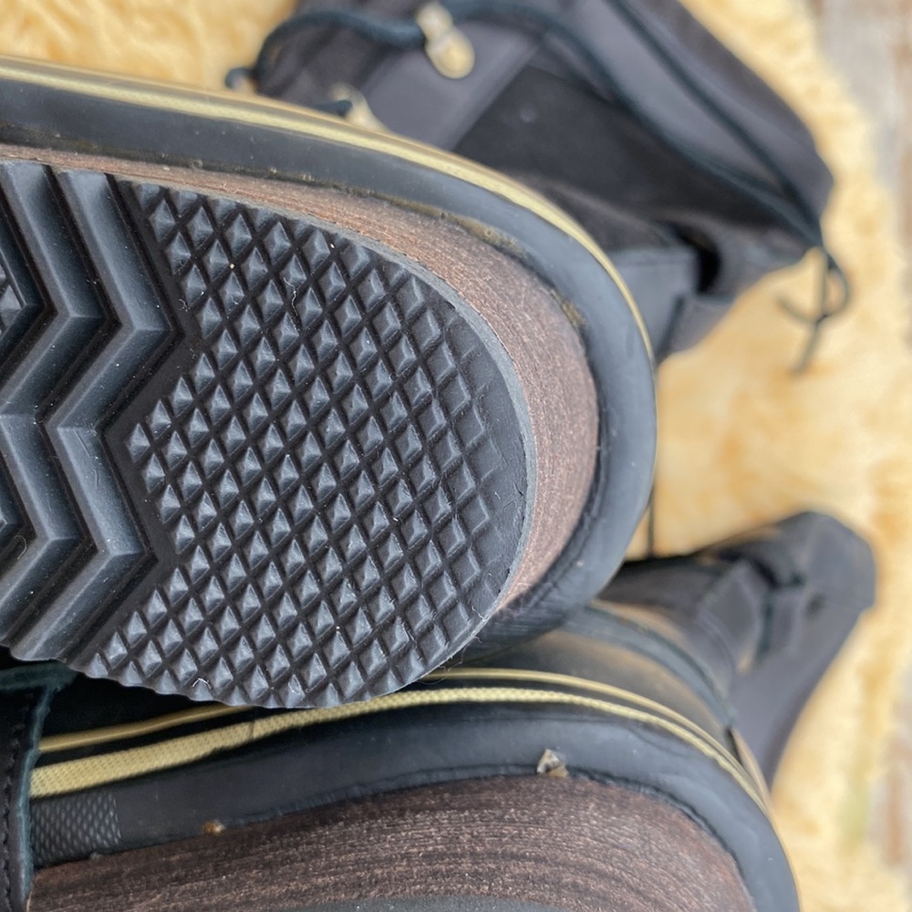 Sorel Winter Boots - image 5